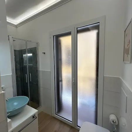 Vento D'estate 아파트 카스텔라마레델골포